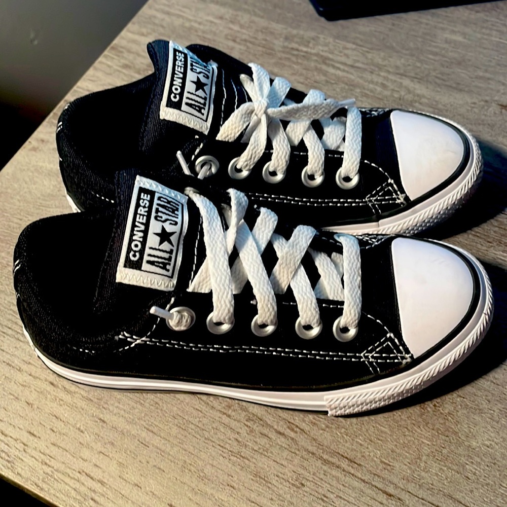 Kids black converse size 12